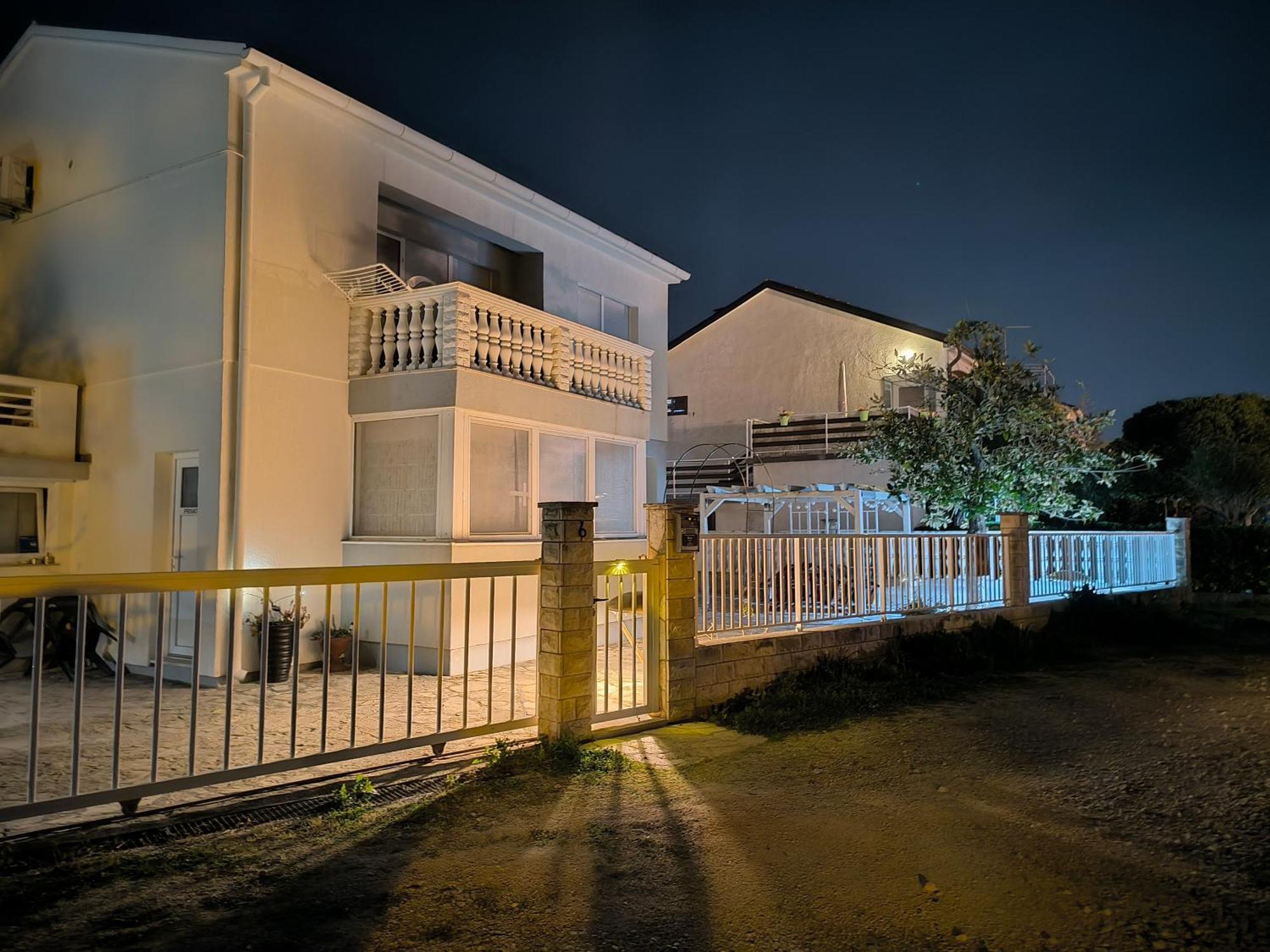 Diklo Beach Apartments Robert & Renata Zadar Exterior foto