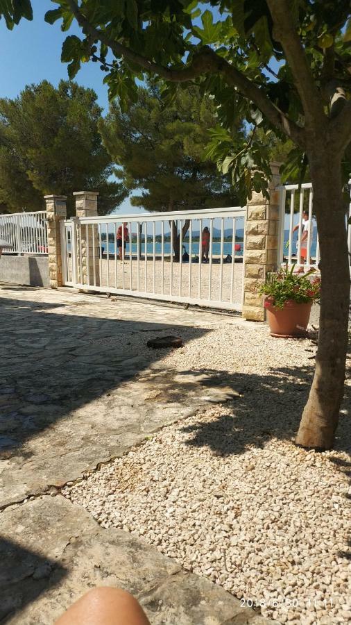 Diklo Beach Apartments Robert & Renata Zadar Exterior foto